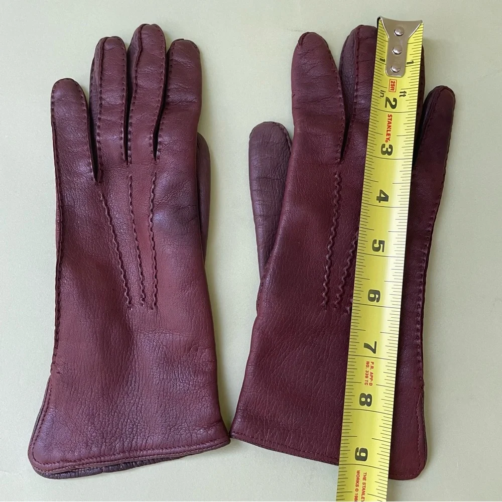 Vintage brown leather gloves with cotton lining